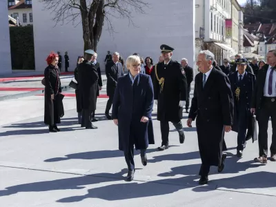 Nata&scaron;a Pirc Musar, Marcelo Rebelo de Sousa- 18.03.2025 - predsednica države Nata&scaron;a Pirc Musar je z voja&scaron;kimi častmi na Kongresnem trgu sprejela predsednika Portugalske Marcela Rebela de Souso//FOTO: Jaka Gasar