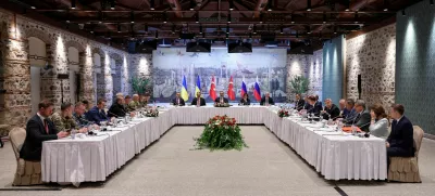 Turkish Foreign Minister Hakan Fidan chairs a meeting between Ukrainian and Russian negotiators in Istanbul, Turkey, May 16, 2025. Arda Kucukkaya/Turkish Foreign Ministry/Handout via REUTERS ATTENTION EDITORS - THIS PICTURE WAS PROVIDED BY A THIRD PARTY. NO RESALES. NO ARCHIVES.