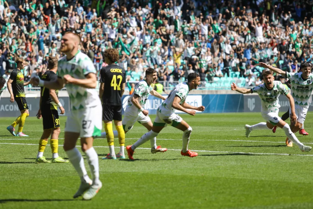 17.5.2025 nogomet olimpija radomlje foto luka cjuha