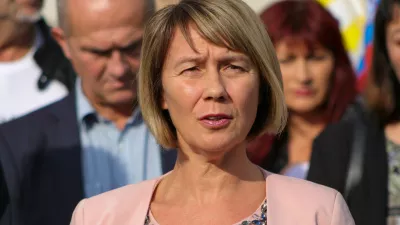 Eva Irgl, biv&scaron;a poslanka SDS, in Danijel Krivec, &scaron;e vedno poslanec SDS, sta opisala, da je bila Alenka Jeraj (na fotografiji) zaradi žaljivega tvita prizadeta. Foto: STA