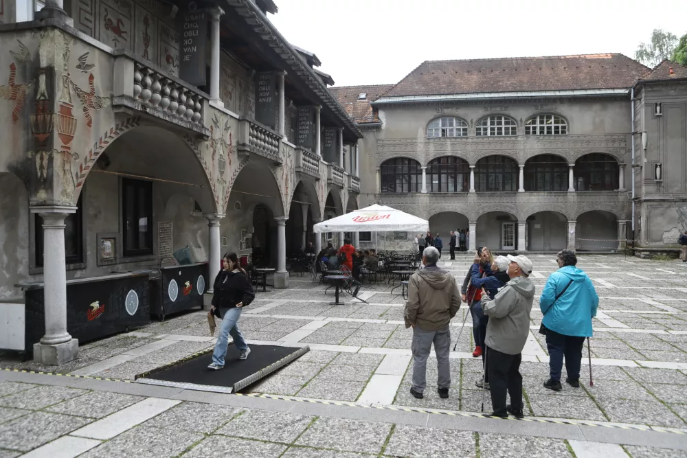 Svetni&scaron;ki klub Levica je predlagal, naj upravljalci mestnih financ iz osnutkov proračunov za prihodnji dve leti umaknejo postavko za nakup lastni&scaron;kega deleža države na kompleksu Križank. Foto: Luka Cjuha