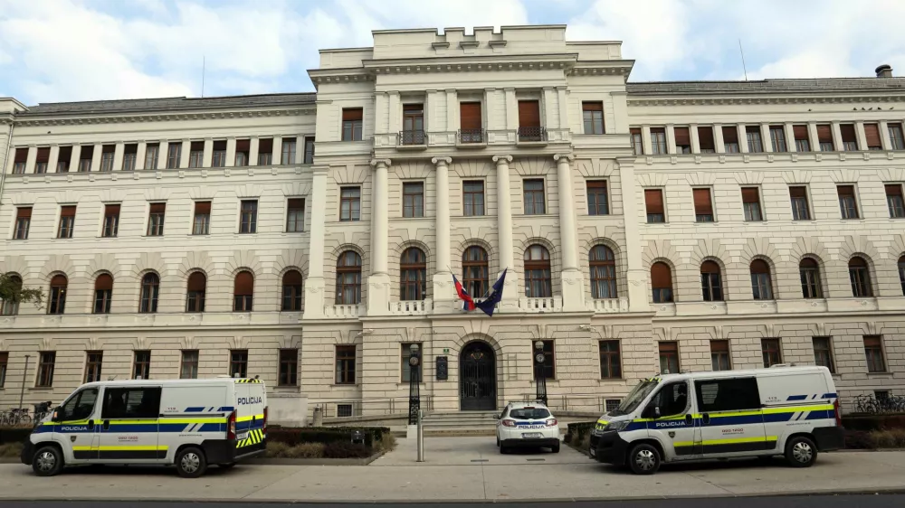 Ra&scaron;idu Azizu bodo sodili na ljubljanskem okrožnem sodi&scaron;ču. Grozi mu do osem let zapora. Foto: Tomaž Skale