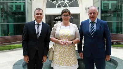 21.05.2025 - ZZZS, zavod za pokojninsko zavarovanje SlovenijeRobert Ljoljo, Irena Ile&scaron;ič, Drago DelalutFoto: Tomaž Skale