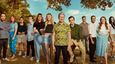 Udeleženci resničnostnega &scaron;ova, ki so ga v Veliki Britaniji že označili za najbolj nerodnega vseh časov. F Channel 4, zajem zaslona