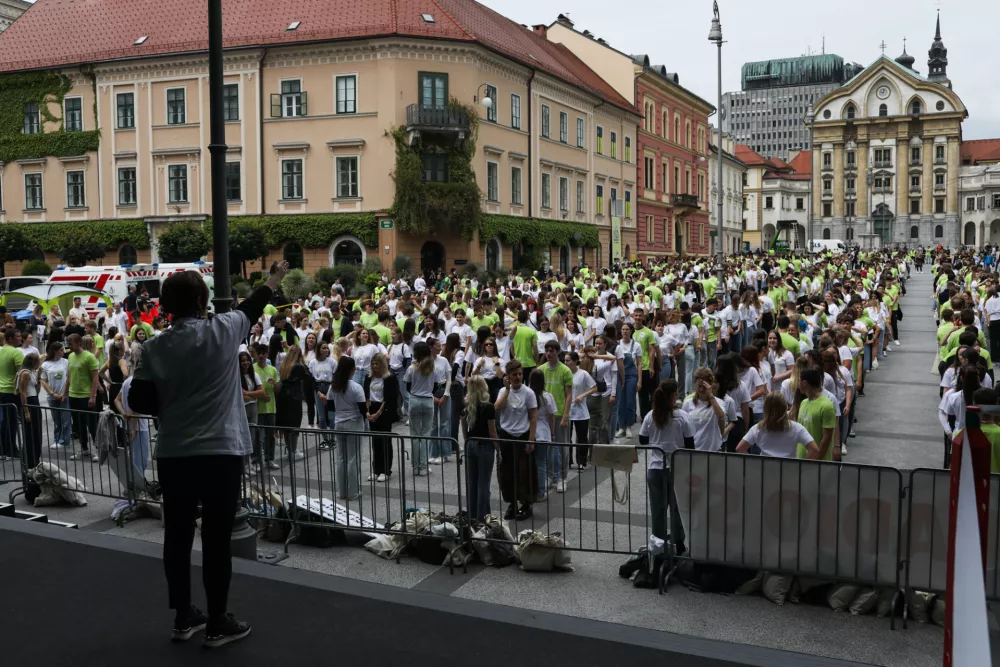  Generalka 21.05.2025. Parada ljubljanskih maturantov, ples četvorka. Foto:Bojan Velikonja 