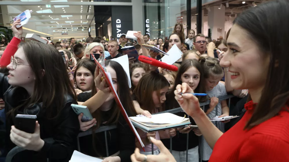 22.05.2025 - Aleja - Skrito v raju druženje z igralci serije Foto: Luka Cjuha 