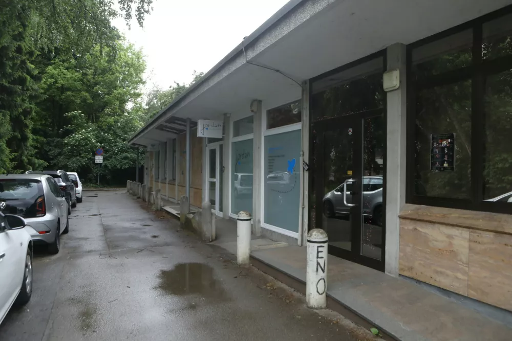 21.05.2025 - Savsko naselje - Prostrori biv&scaron;e banke NLB in Po&scaron;teFoto: Luka Cjuha