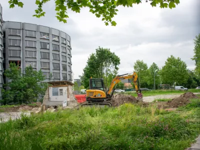 22.05.2025 - zaveti&scaron;če za brezdomce na Poljanski cesti - Poljanska cesta - gradbi&scaron;čeFoto: Voranc Kramberger
