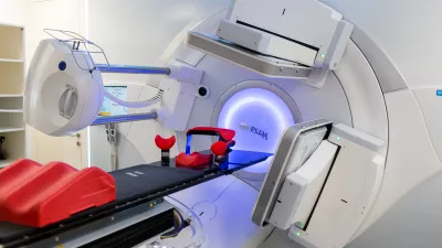 linearni pospe&scaron;evalnik Versa HD proizvajalca Elekta -- simbolična fotografija - onkologija - zdravljenje novotvorb (rakavih tkiv in tumorjev) - zdravstvo - bolezen rak - onkolo&scaron;ki bolniki - zdravstvo - - 07.03.2017 - Onkolo&scaron;ki in&scaron;titut Ljubljana (OI) - dan odprtih vrat ob Tednu boja proti raku;//FOTO: Matjaž Ru&scaron;t