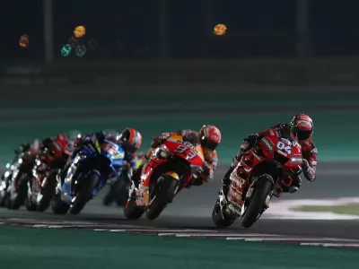 MotoGP - Qatar Grand Prix - Losail International Circuit, Lusail, Qatar - March 10, 2019  Mission Winnow Ducati's Andrea Dovizioso, Repsol Honda Team's Marc Marquez and Team SUZUKI ECSTAR's Alex Rins during the race  REUTERS/Ibraheem Al Omari