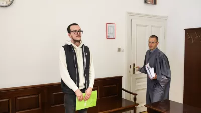 Nino Softić je trenutno v hi&scaron;nem priporu, pred tožilskimi očitki pa se zagovarja kot nedolžen. Foto: Bojan Velikonja