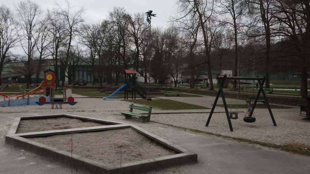 06.02.2025. Bloudkov park, otro&scaron;ko igri&scaron;če v parku Tivoli. Foto: Bojan Velikonja 