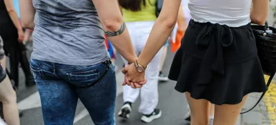 - simbolična fotografija - istospolnost - Istospolna usmerjenost ali homoseksualnost - LGBT skupnost- 19.06.2021 - Parada ponosa 2021 in Balkanski Trans Inter marš – protestni pohod po ulicah Ljubljane //FOTO: Bojan Velikonja
