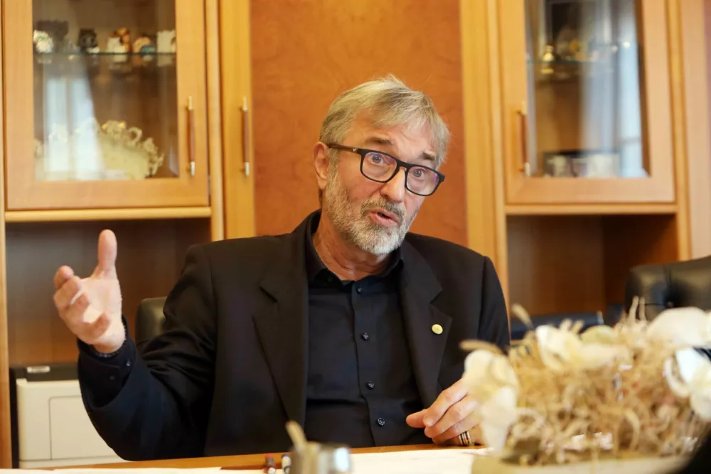 - 05.12.2023 - dr. Miodrag Đorđević, predsednik Vrhovnega sodi&scaron;ča RS od februarja 2023 //FOTO: Tomaž SkaleOPOMBA: DNEVNIKOV OBJEKTIV - INTERVJU 2023