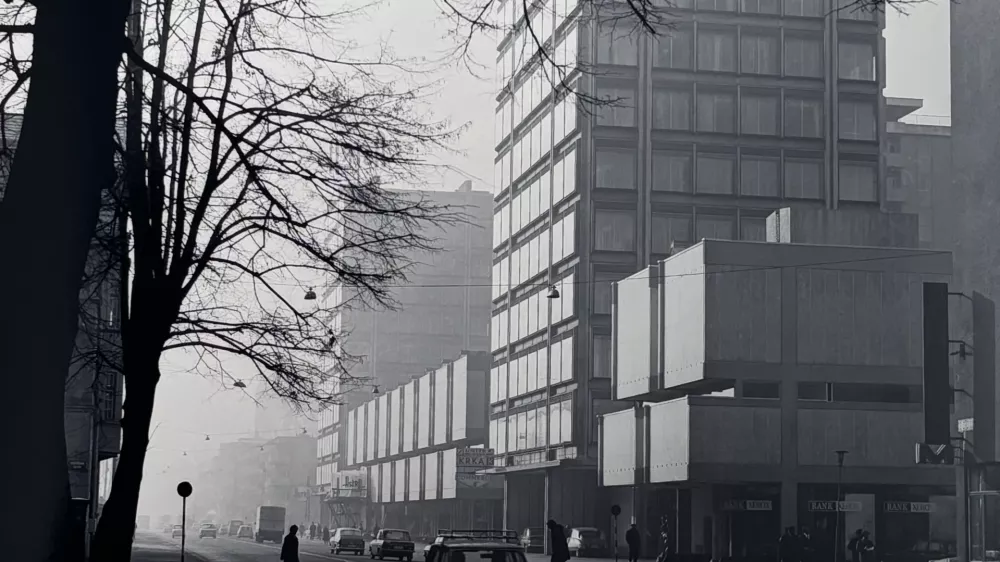 Stolpnici Astra in Commerce, pogled z Dunajske ceste. Foto:&nbsp;Janez Kali&scaron;nik