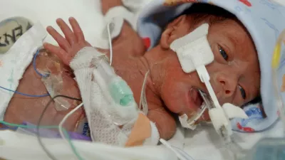 Jerrick De Leon, nedono&scaron;enček najmanj&scaron;i dojenček na svetu tehtal 680 dekagramov