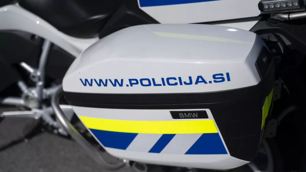 prometni nadzorpolicija - simbolična fotografijaprometna policijavarnost v prometupolicija na motorjihmotoristična policijaprehitri voznikiavtocestna policija08.04.2025 Policijski nadzor, počivali&scaron;če PovodjeFOTO: Nik Erik Neubauer
