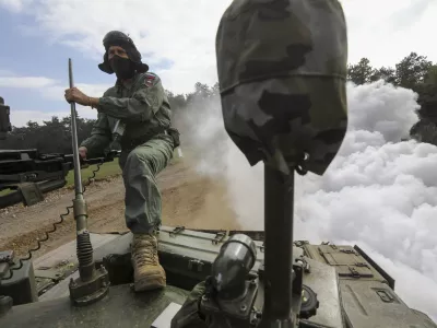 - Tank M-84 - bojno gosenično vozilo - 12.10.2023 - Slovenska vojska (SV) - oklepniki &ndash; bojna vozila - oborožitev //FOTO: Luka Cjuha