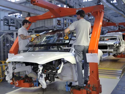 Po neuradnih podatkih se omenja možnost raz&scaron;iritve tovarne Magne v Hočah, ki je začela obratovati leta 2019. Fotografija je simbolična. Foto: Dokumentacija Dnevnika