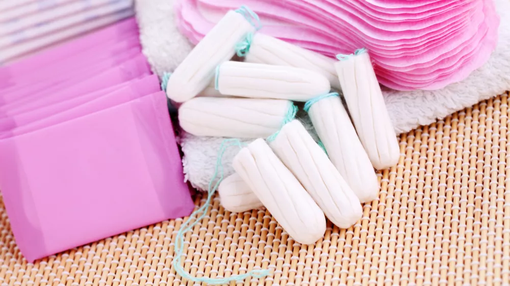 Tamponi vsebujejo marsikaj &hellip; / Foto: Istock