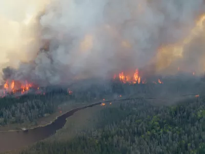 Smoke rises from the Nopiming Provincial Park wildfire EA061 east of Bird River, Manitoba, Canada May 29, 2025.  Manitoba Government/Handout via REUTERS.   THIS IMAGE HAS BEEN SUPPLIED BY A THIRD PARTY
