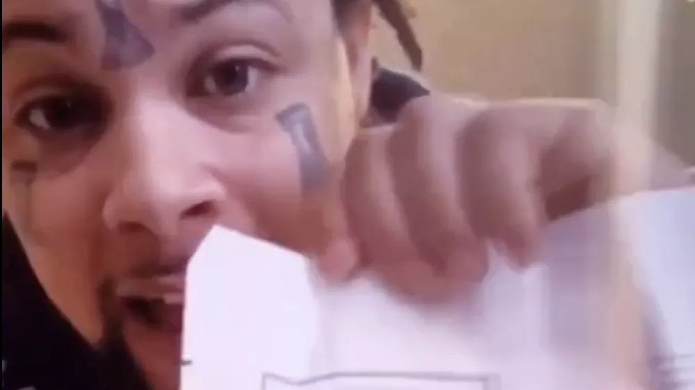 Antoine Massey je prek spleta prosil za pomoč.