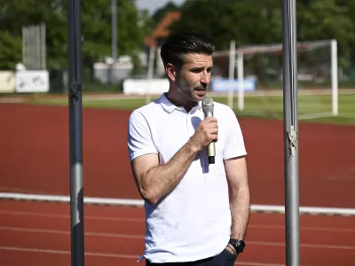 Luka Elsner- 06.06.2024 - Slovesnost ob odkritju spominske plo&scaron;če Marka Elsnerja ter veteranska tekma kombinirane ekipe Olimpije in Slovana ter beograjske Crvene Zvezde, stadion Kodeljevo, Ljubljana. FOTO: Nik Erik Neubauer