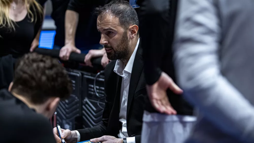 Stipe Modrić, Ilirija