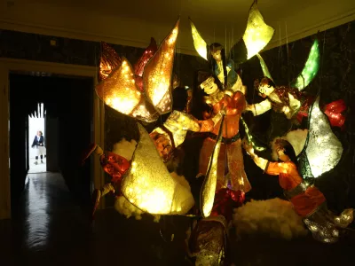 Umetni&scaron;ka vodja leto&scaron;njega 36. grafičnega bienala Ljubljana Chus Martinez je pred odprtjem razstave dejala, da se pri selekciji ni osredotočala izključno na medij grafike, temveč je iskala povezave z drugimi umetnostmi, denimo z lutkovno. Foto: Luka Cjuha