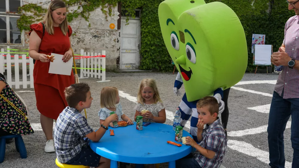 - 06.06.2025. - Akcija in podelitev nagrad Hrana ni za tjavendan, namenjena ozave&scaron;čanju o prevelikih količinah zavržene hrane.//FOTO: Bojan Velikonja