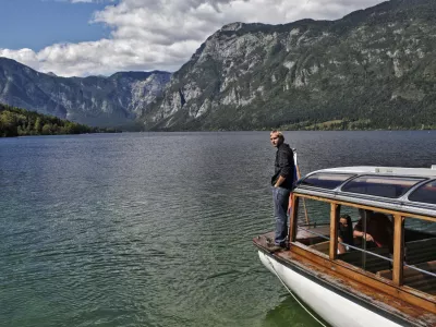 - Bohinj, jezero, ladjica, turizemFOTO: JAKA GASAR / NEDELJSKI