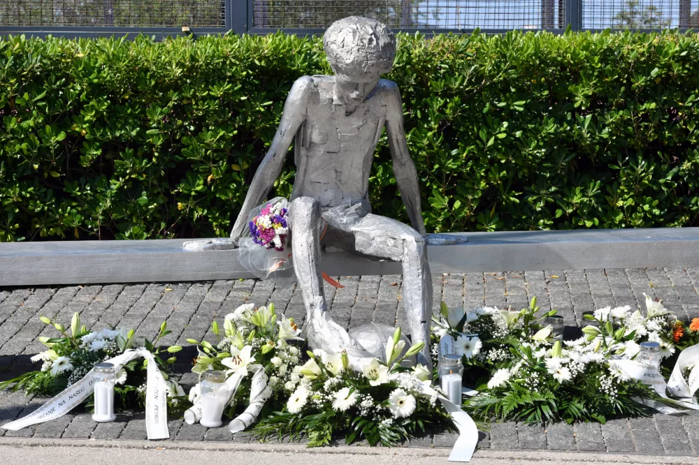 07.06.2025., Sibenik - Obiljezavanje 32.obljetnice smrti kosarkaskog Mozarta Drazena Petrovica. Photo: Hrvoje Jelavic/PIXSELL