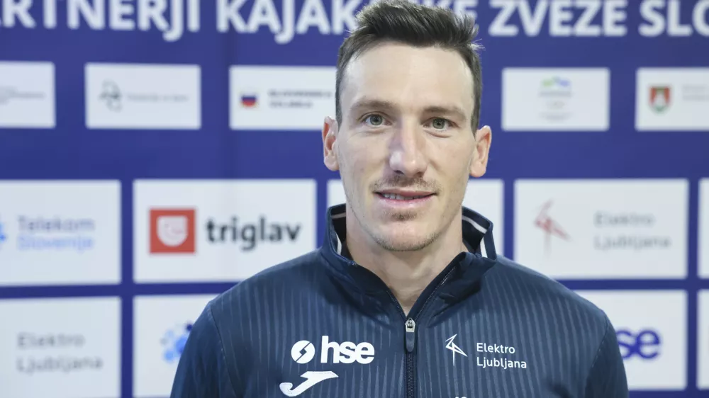 Luka Božič - 03.04.2025 - novinarska konferenca kajak kanu pred začetkom nove tekmovalne sezone//FOTO: Jaka Gasar