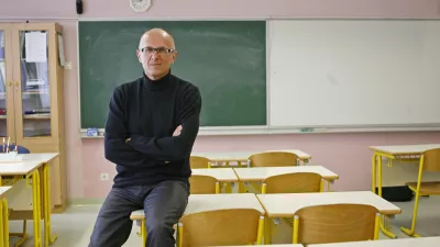 - 30.03.2015 - Gregor Pečan, ravnatelj O&Scaron; Janka Modra iz Dola pri Ljubljani in novi predsednik Združenja ravnateljic in ravnateljev osnovnih in glasbenih &scaron;ol//FOTO: Tomaž Skale