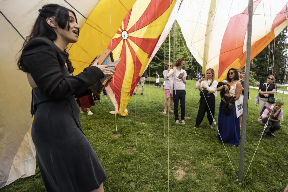 Nepoznano ni nekaj slabega