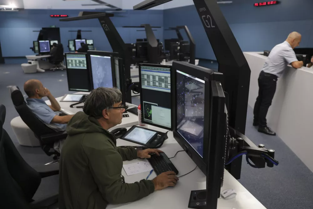 - 04.08.2023 &ndash; Kontrola zračnega prometa, letali&scaron;če Brnik //FOTO: Jaka Gasar