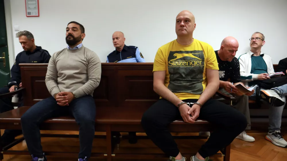 Oropala hi&scaron;o, v kateri je bil laboratorij za gojenje marihuane