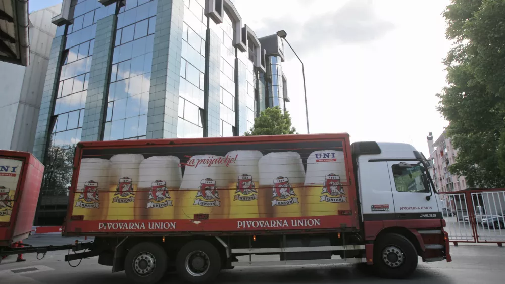 Se bosta la&scaron;ko in union polnila v Karlovcu?