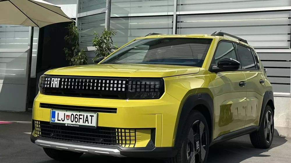 Fiat grande panda naj bi letos v Sloveniji na&scaron;el okrog 200 kupcev. / Foto: Matjaž Terzič