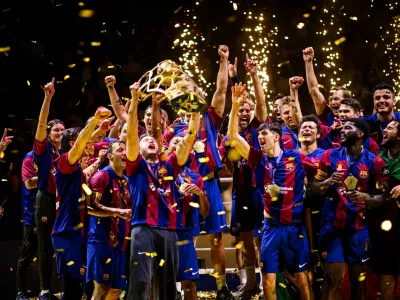 2XB00AE COLOGNE, GERMANY - 9 JUNE, 2024: The Final match of TruckScout24 EHF FINAL4 Aalborg Handbold vs Barca at Lanxess Arena