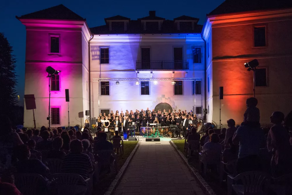 Ena od prednosti festivala je zanimiva lokacija. / Foto: Valter Leban