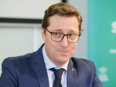 Ljubljana, Slovenski etnografski muzej.Razprava o vidikih varnosti ter pripravljenosti na sodobne nevojaske varnostne groznje.Evropski poslanec Vladimir Prebilic (Zeleni/Vesna).