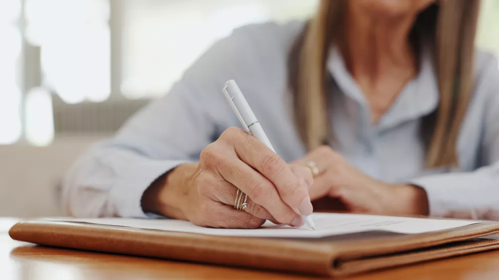 Skrbno pretehtajte, komu zaupate svoje podatke. / Foto: Istock