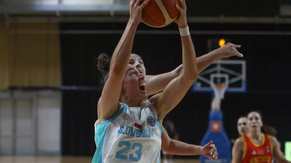 Jessica Shepard11.06.2025 - Ko&scaron;arka - Ženska ko&scaron;arkarska reprezentanca - pripravljalna tekma - slovenija črna goraFoto: Luka Cjuha