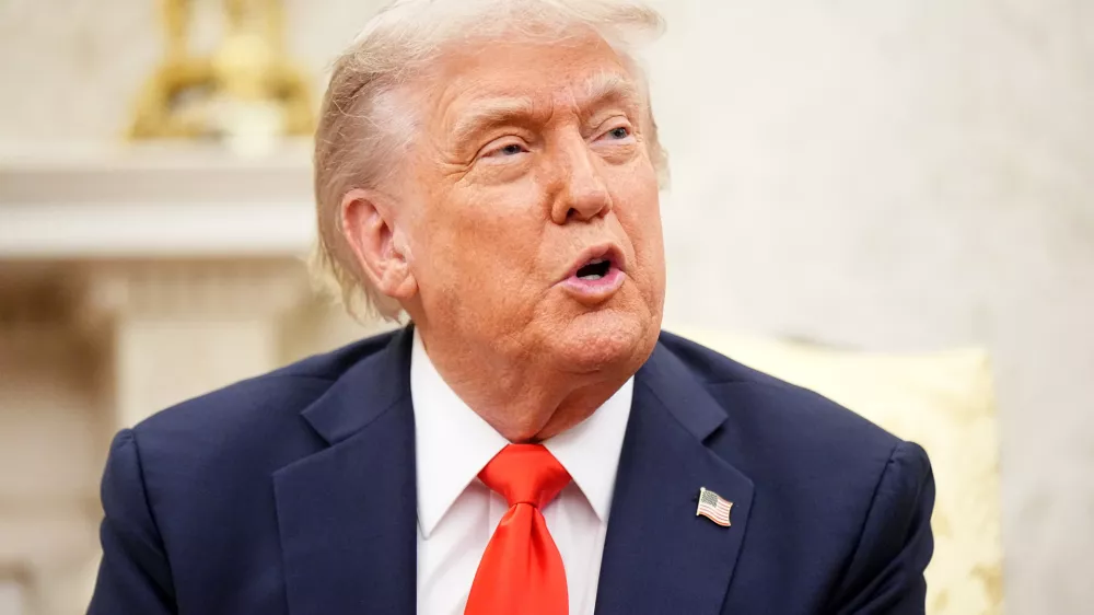 FILED - 05 June 2025, US, Washington: US President Donald Trump meets with German Chancellor Friedrich Merz in the Oval Office at the White House. US President Donald Trump and his team were informed in advance of Israel's plans to attack Iran, he told the US daily Wall Street Journal on Friday. Photo: Michael Kappeler/dpa Pool/dpa