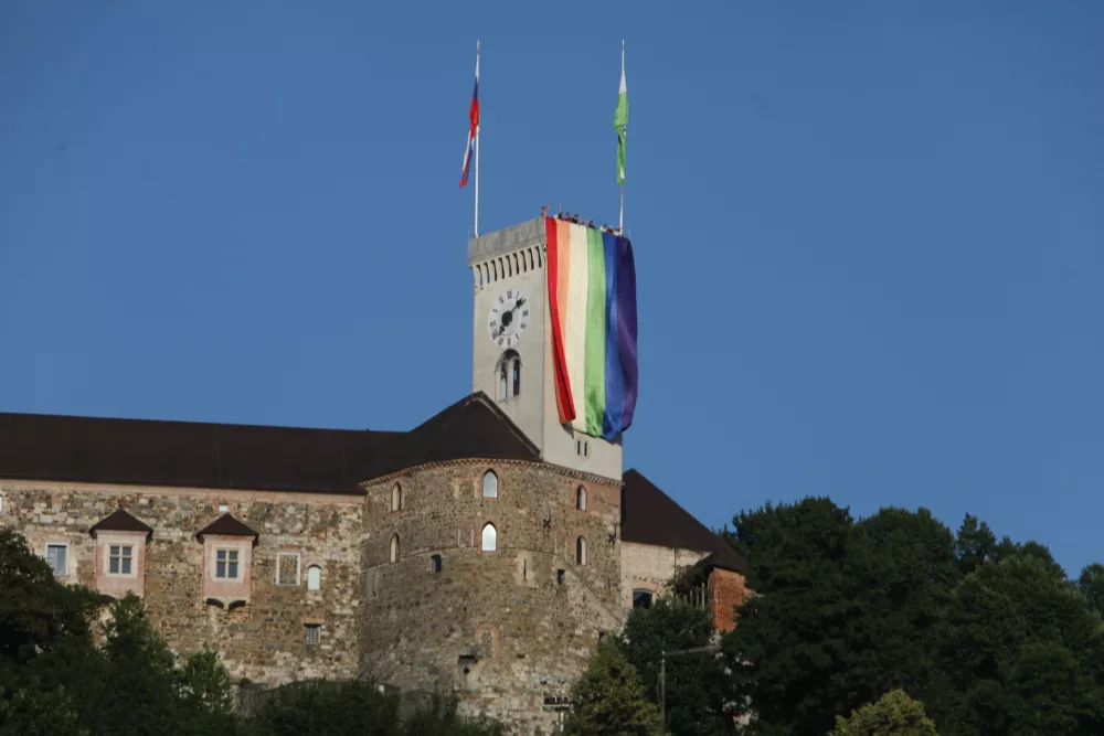 (FOTO) Parada ponosa v Ljubljani: parada kot politično dejanje in poziv k pravičnej&scaron;i družbi