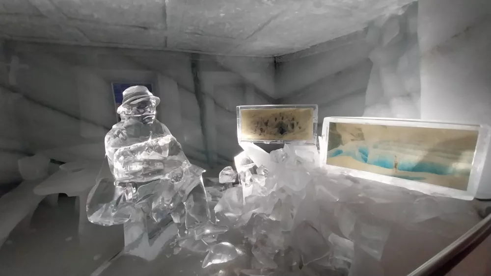 Vsaki dve leti v ledenem muzeju, ki je prostor na&scaron;el v hribu ob razgledni plo&scaron;čadi, zamenjajo temo razstave. 