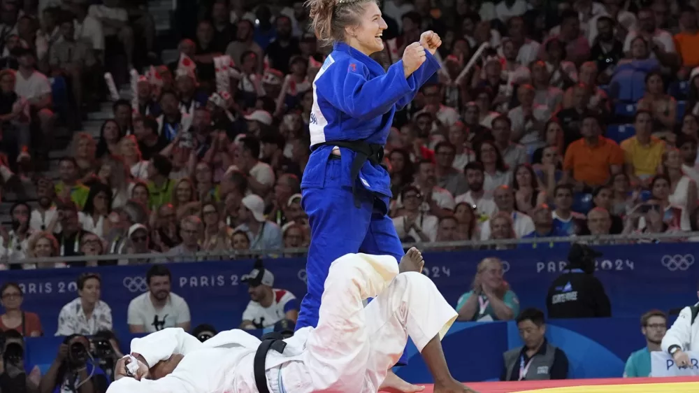 Trenutek po zmagi v velikem finalu. 