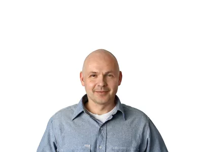 Peter Lov&scaron;in novinar DnevnikZA ONLINE - Redakcija Dnevnik 2024 - portreti za komentarje in kolumne - kolumnisti - komentatorji &ndash; novinarji - portret