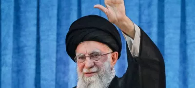 FILE PHOTO: Iran's Supreme Leader Ayatollah Ali Khamenei waves during the 36th anniversary of the death of the leader of Iran's 1979 Islamic Revolution, Ayatollah Ruhollah Khomeini, at Khomeini's shrine in southern Tehran, Iran June 4, 2025. Office of the Iranian Supreme Leader/WANA (West Asia News Agency)/Handout via REUTERS ATTENTION EDITORS - THIS PICTURE WAS PROVIDED BY A THIRD PARTY/File Photo